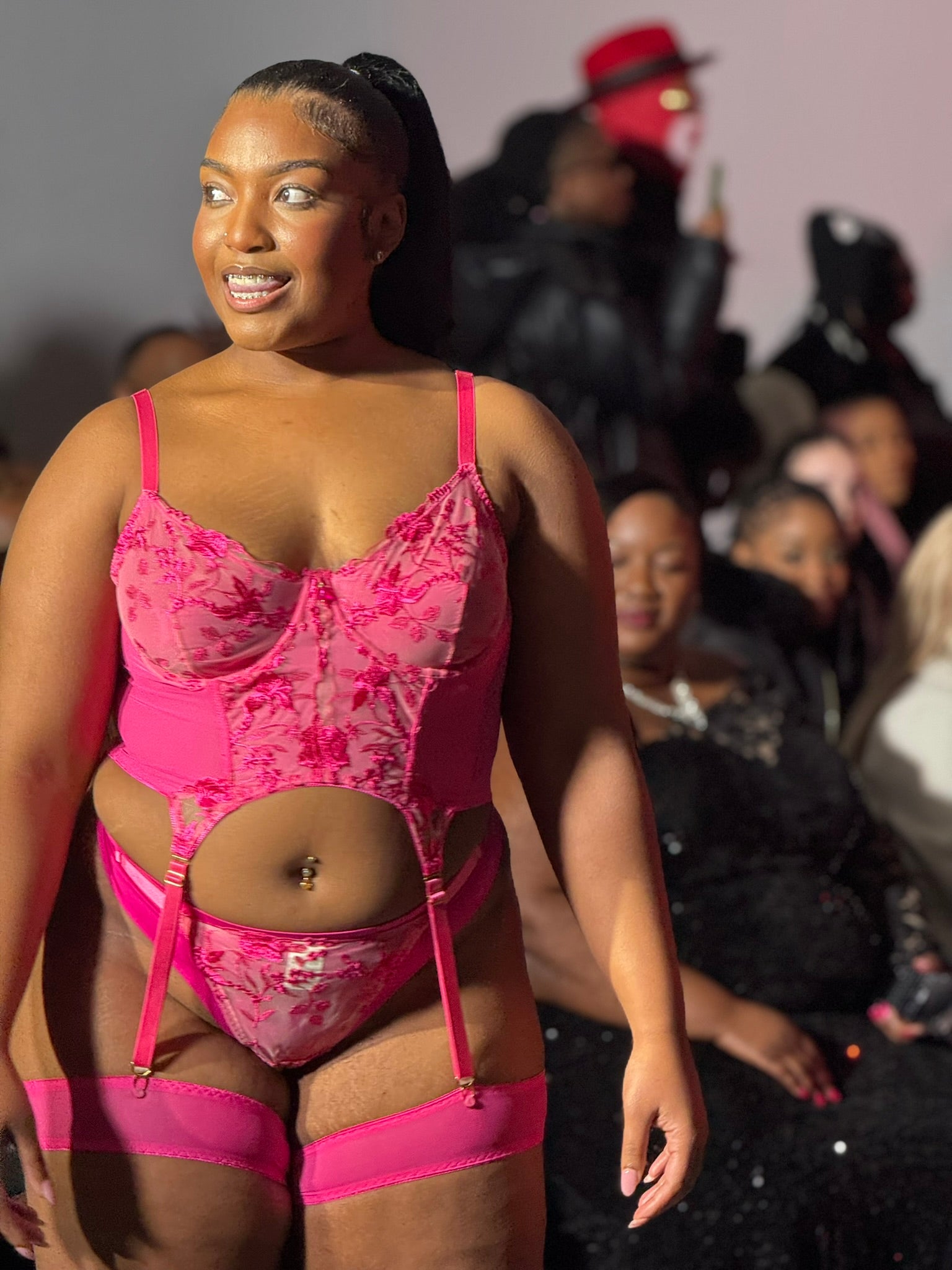 Exquisite Garter Set