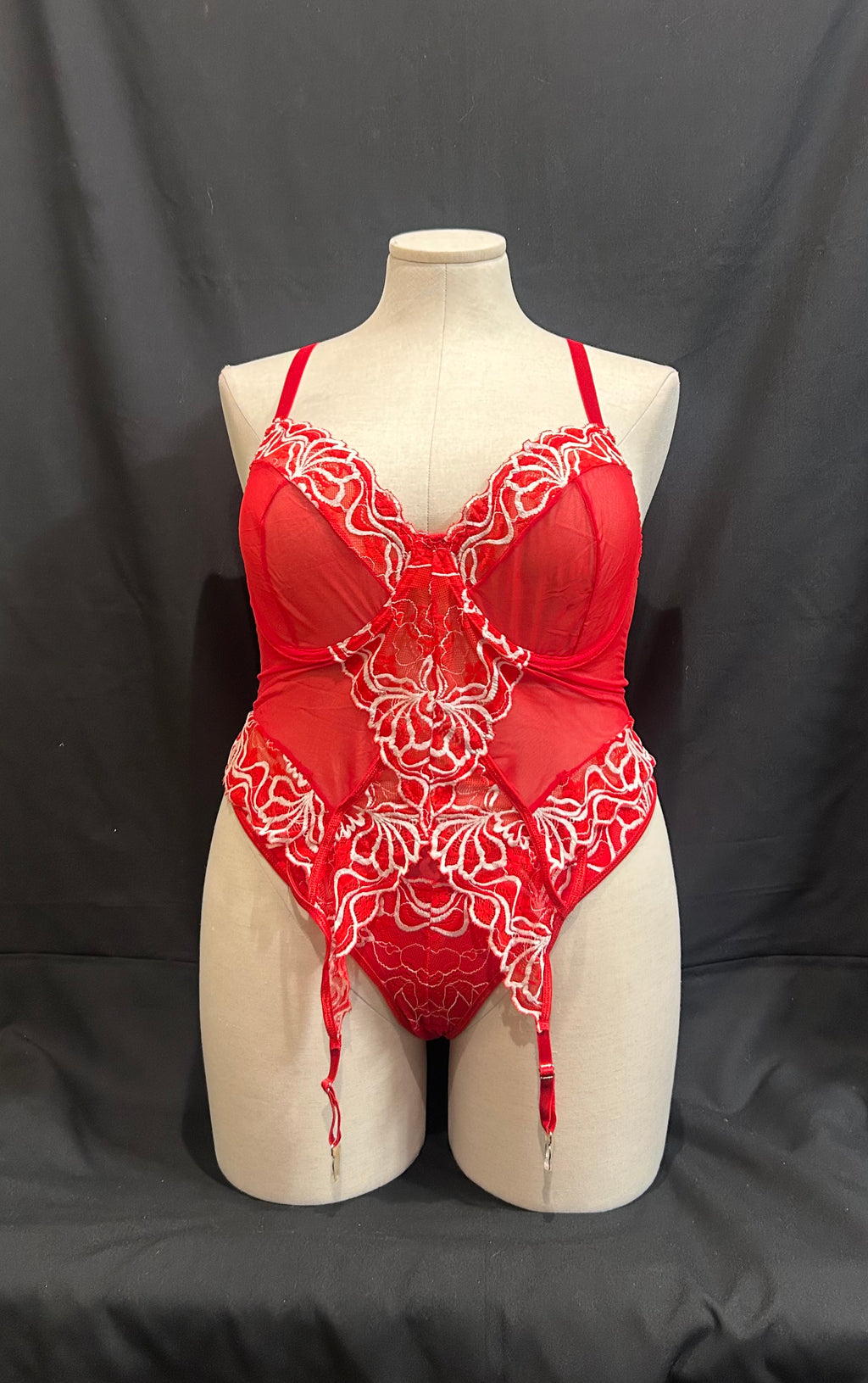 Passion Place Garter Set