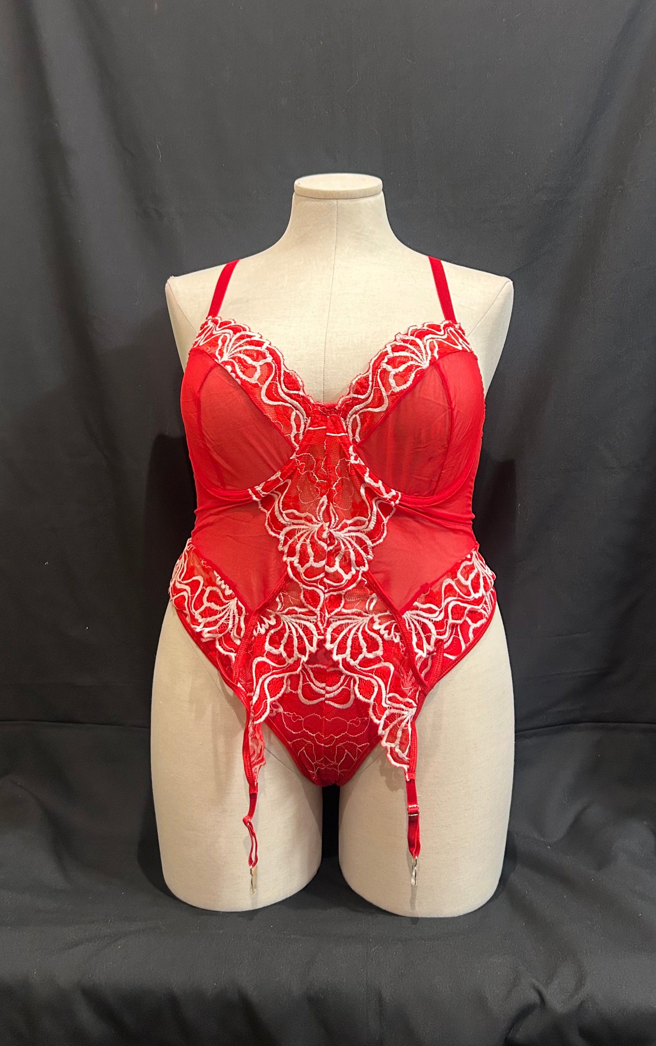Passion Place Garter Set