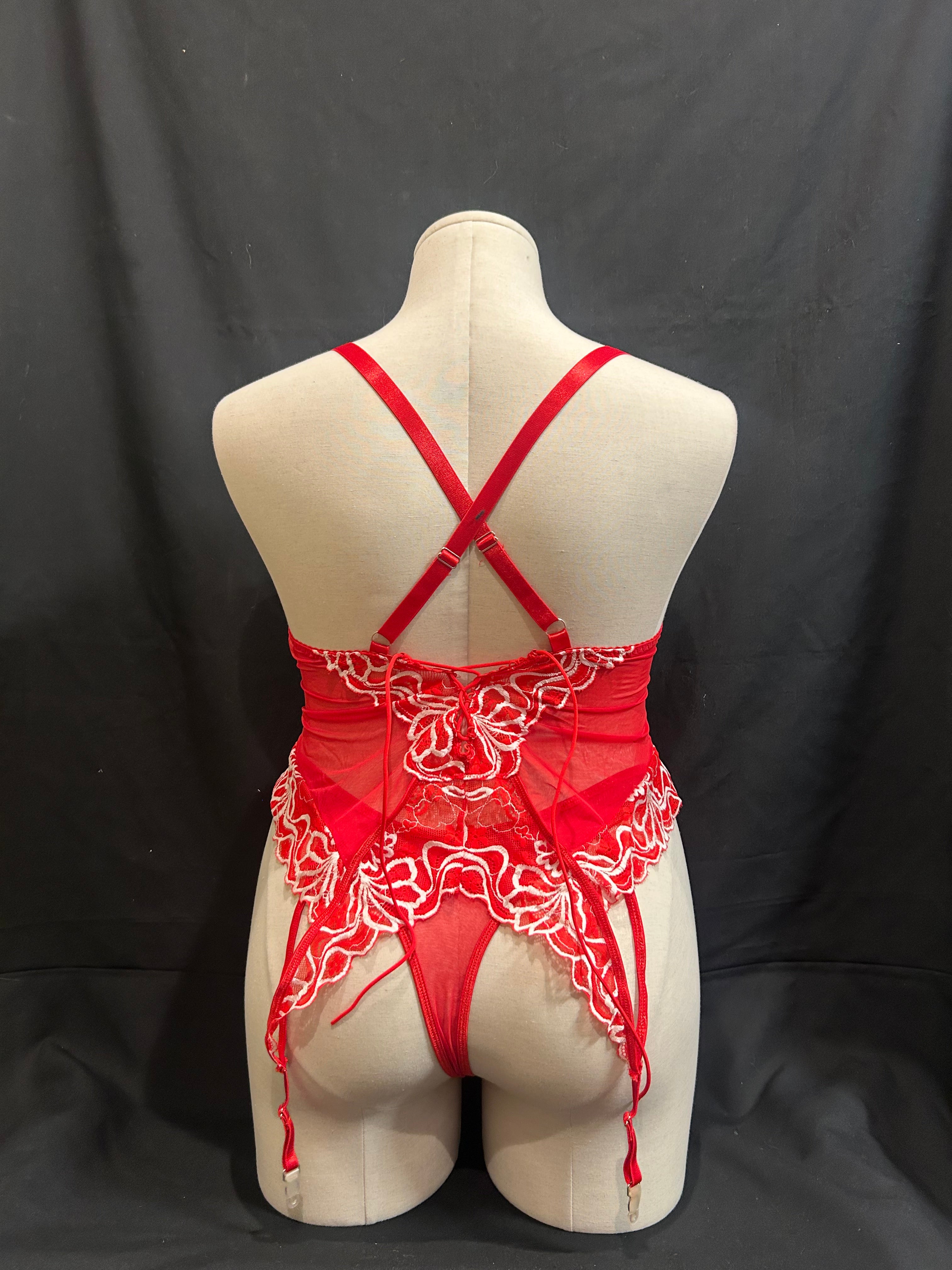 Passion Place Garter Set